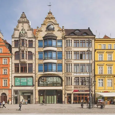 Majestic Residence -150M2 With Iconic Market Square View As Home Apartamenty R506 Wrocław Zewnętrze zdjęcie