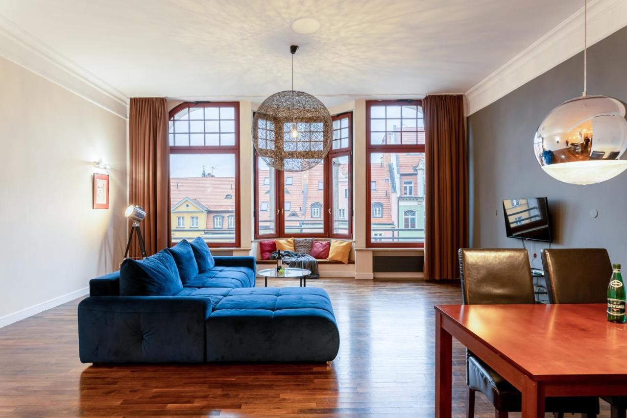 Majestic -150m2 With Iconic Market Square View As R506 *