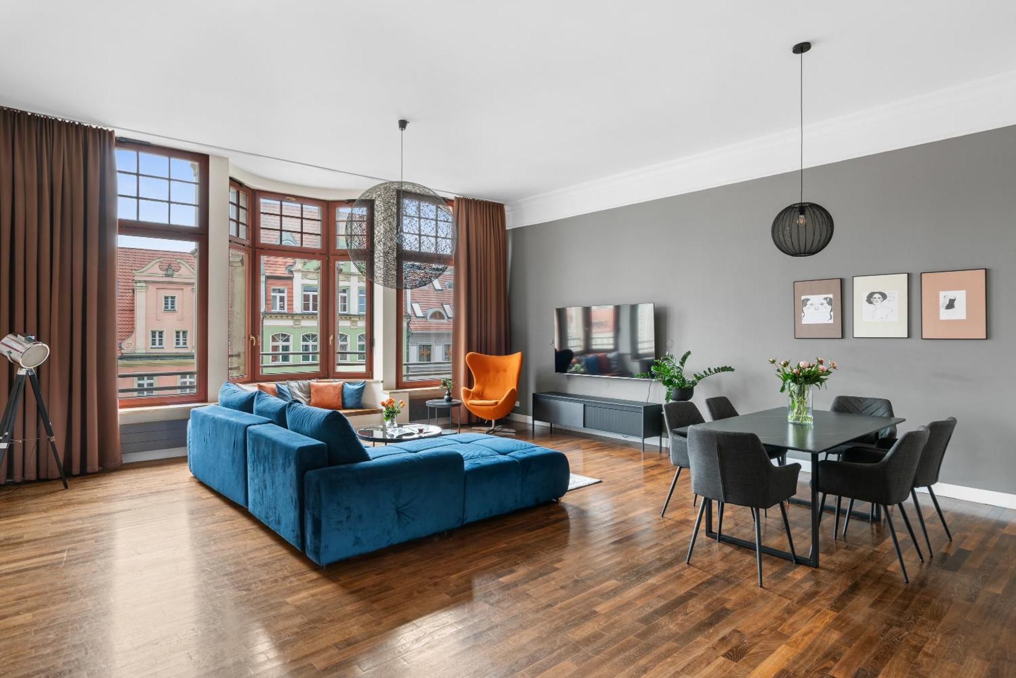 Majestic -150m2 With Iconic Market Square View As R506 Wroclaw
